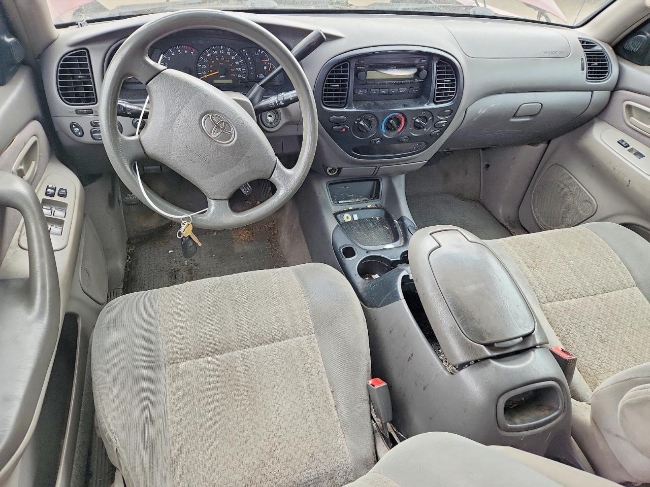 TOYOTA TUNDRA 2004 — 9