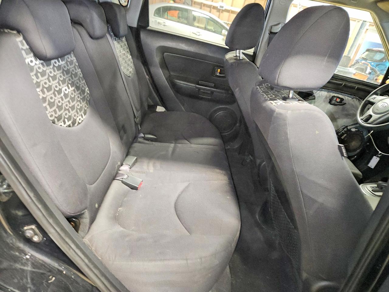 KIA SOUL 2010 — 12