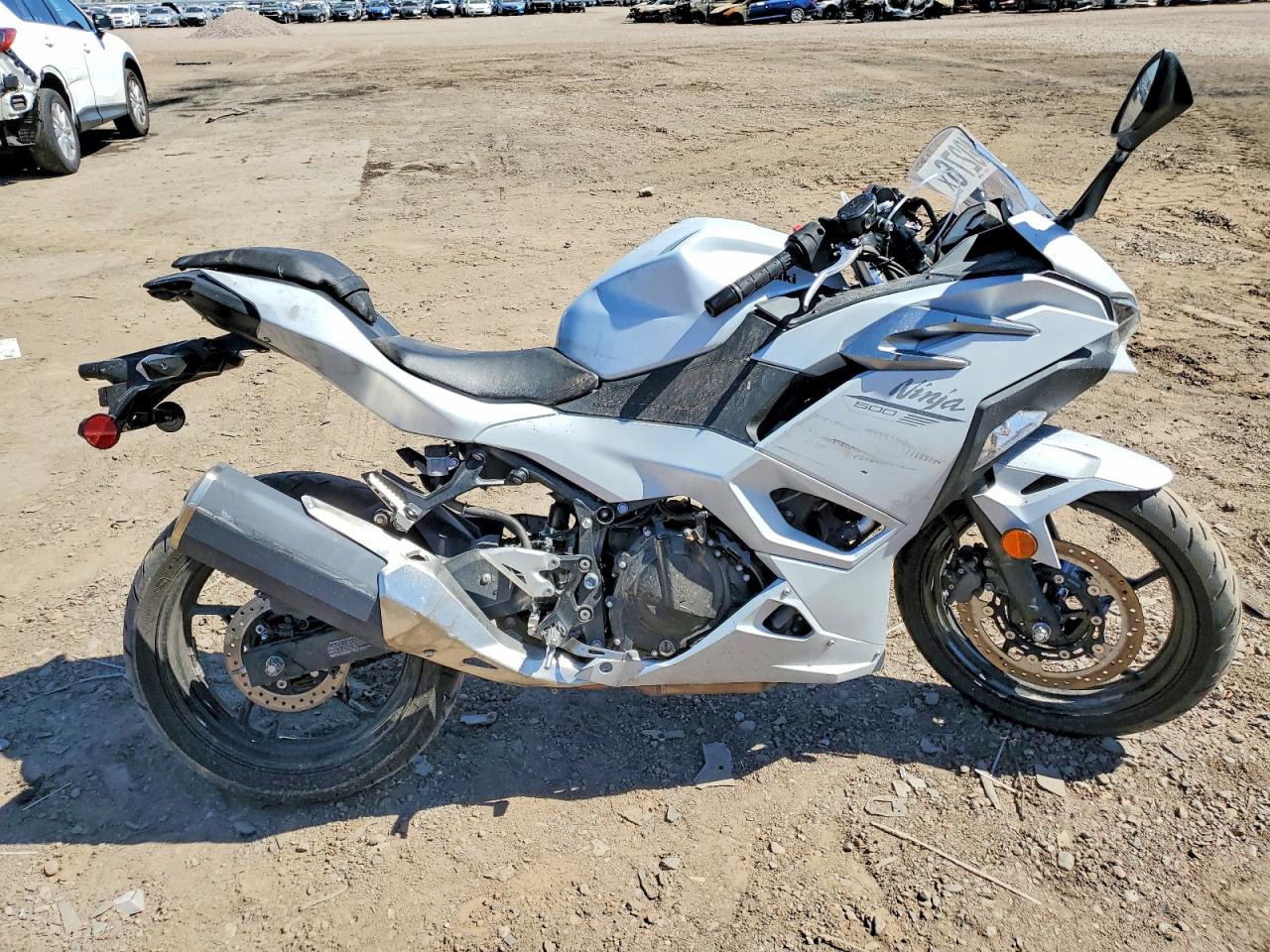 KAWASAKI EX500 2025 — 2