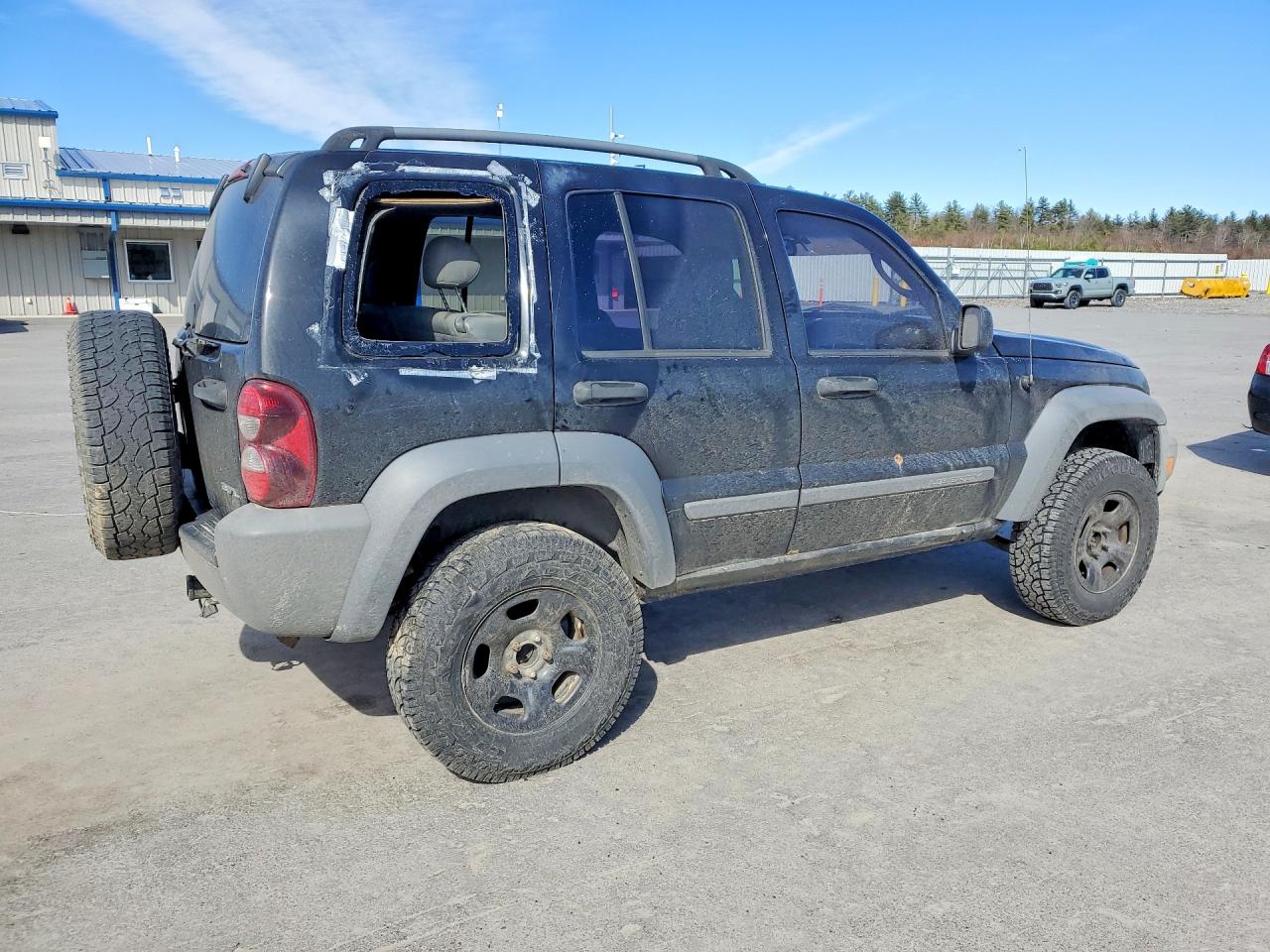 JEEP LIBERTY 2006 — 4
