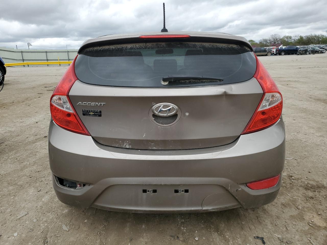 HYUNDAI ACCENT 2014 — 7