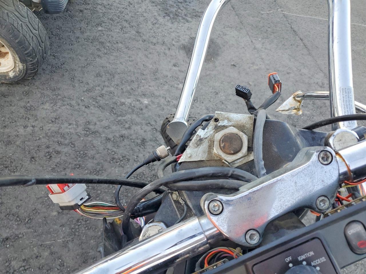 HARLEY-DAVIDSON FLHTCUI 2003 — 8