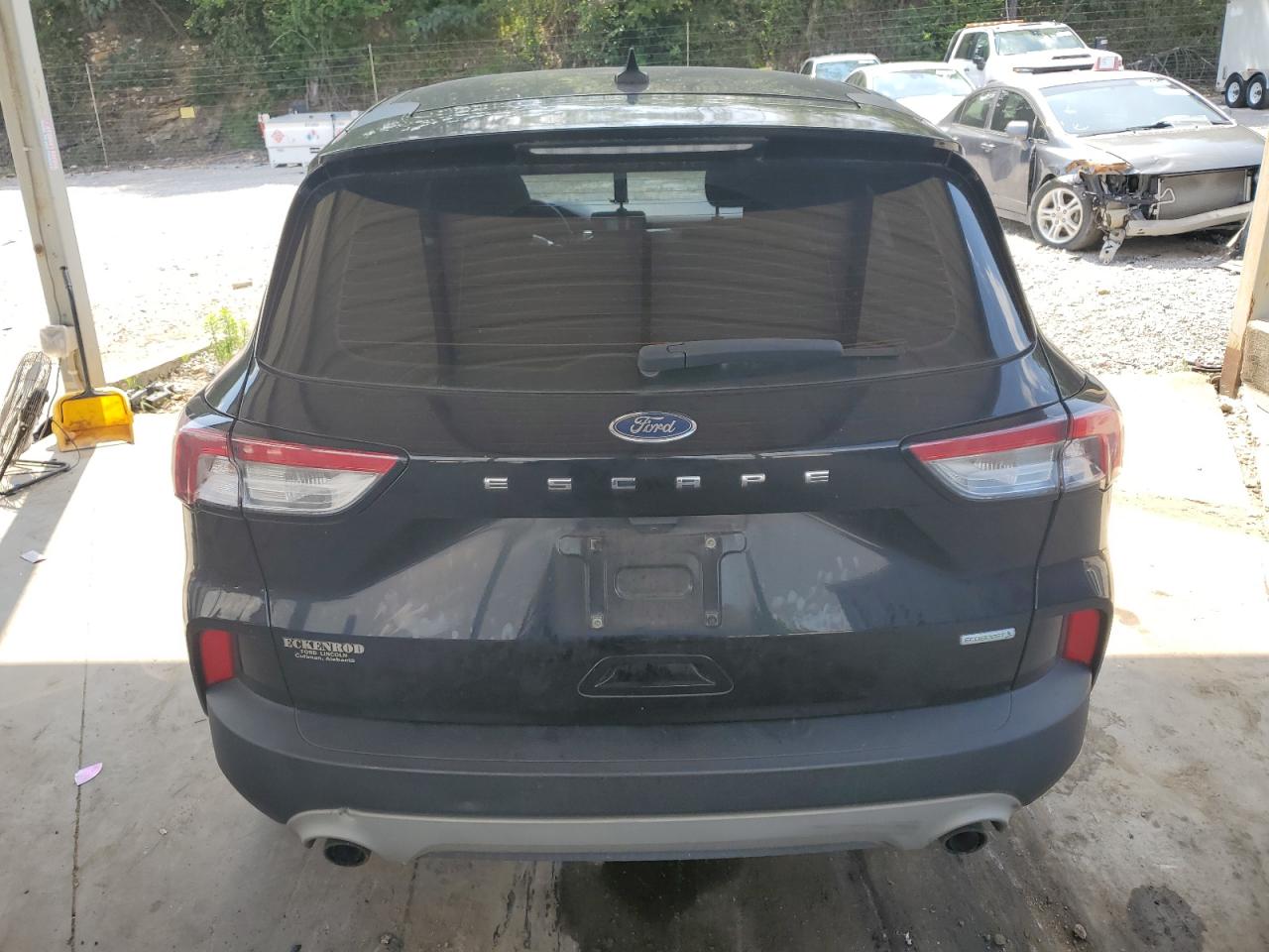 FORD ESCAPE 2020 — 7