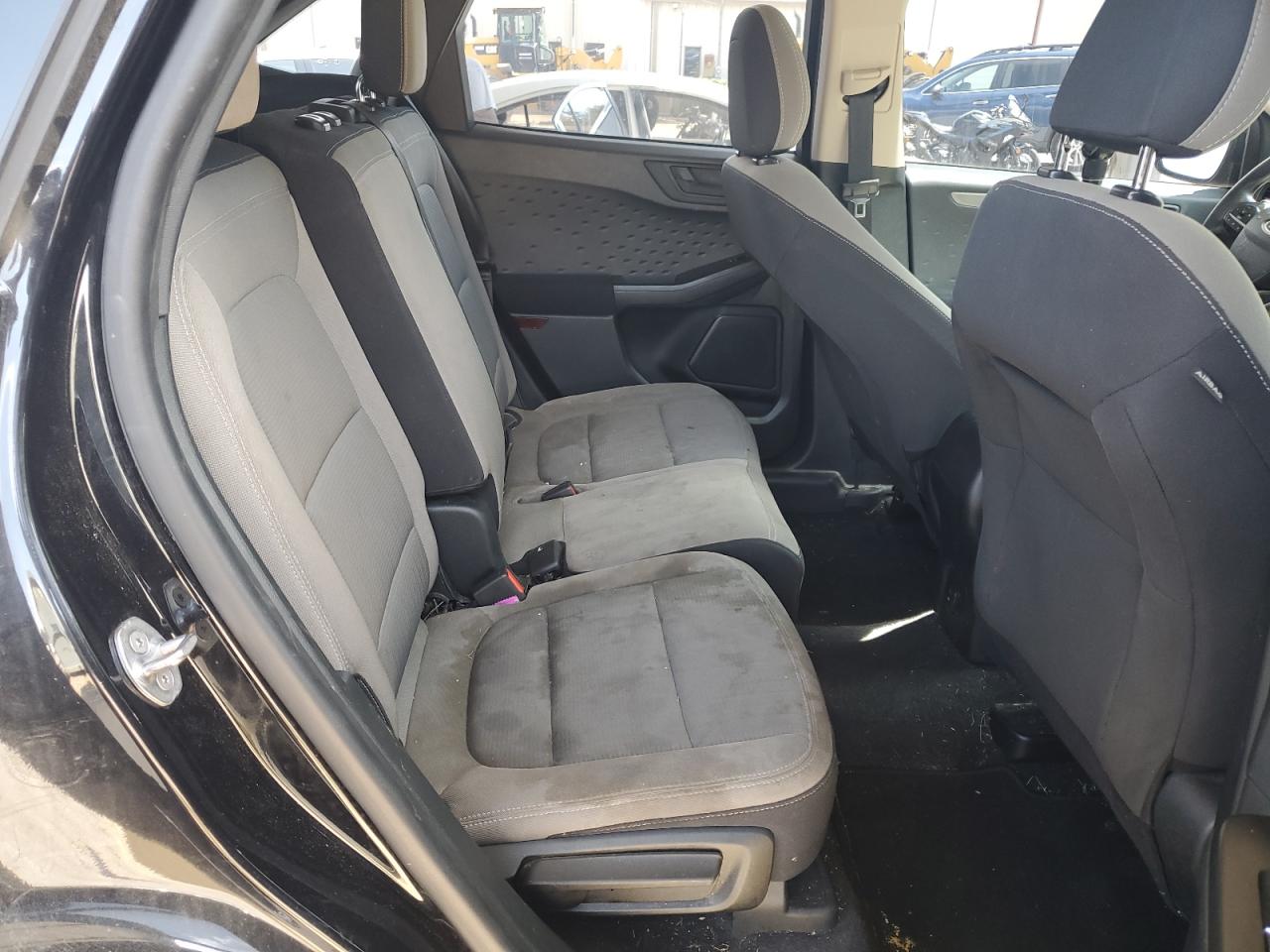 FORD ESCAPE 2020 — 11