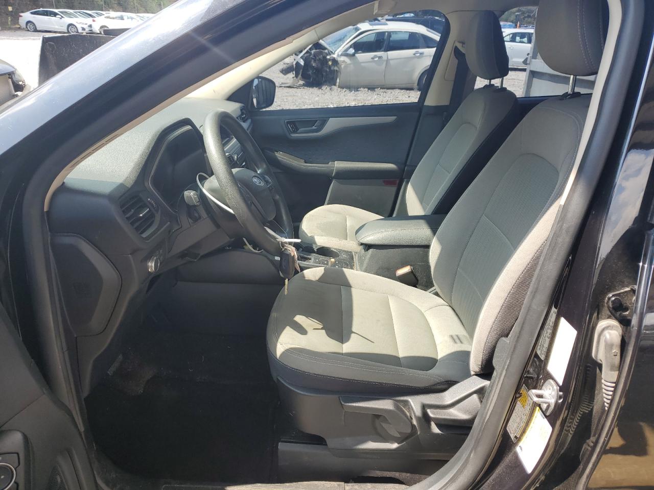 FORD ESCAPE 2020 — 8