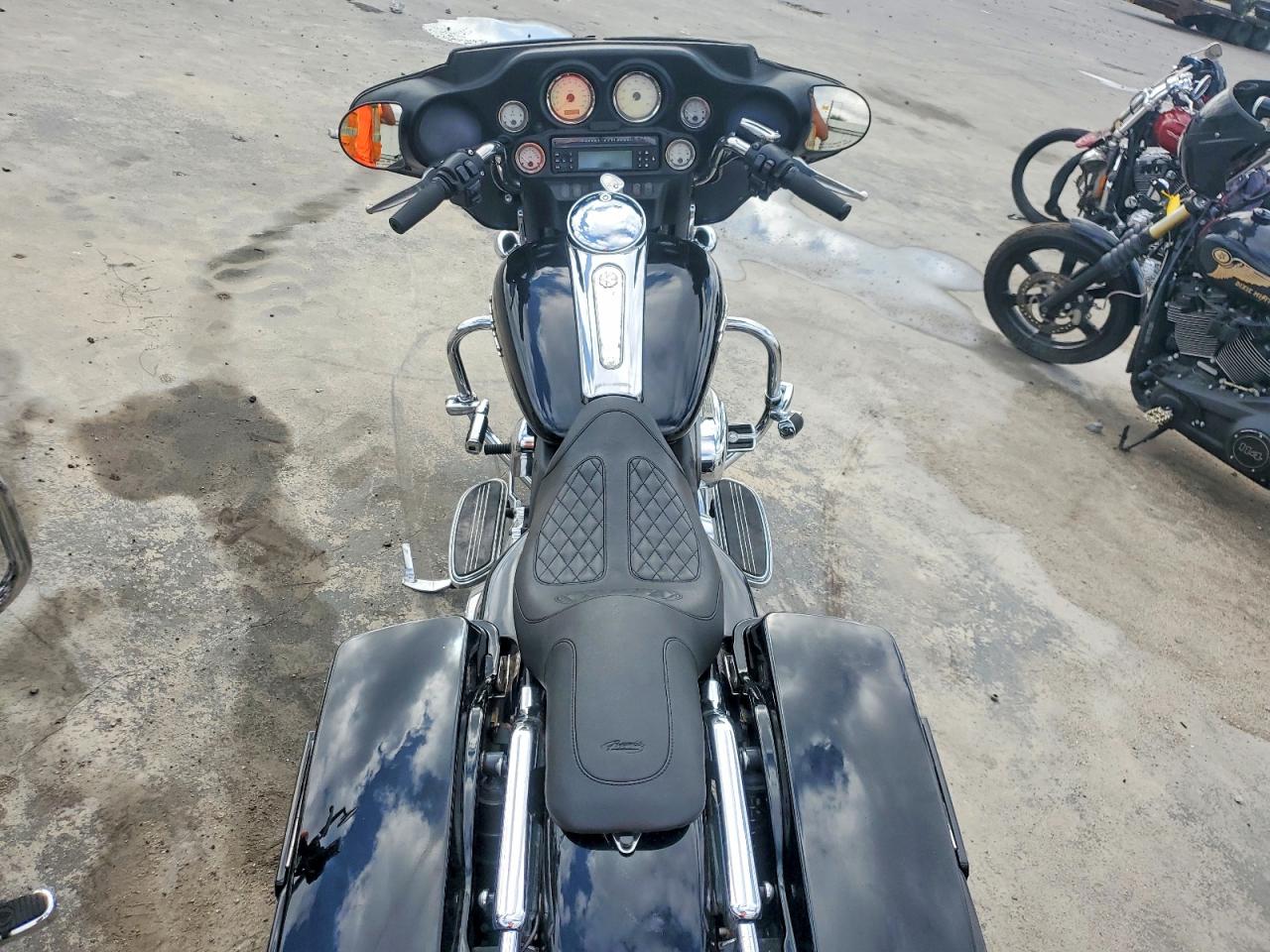 HARLEY-DAVIDSON FLHX 2008 — 7