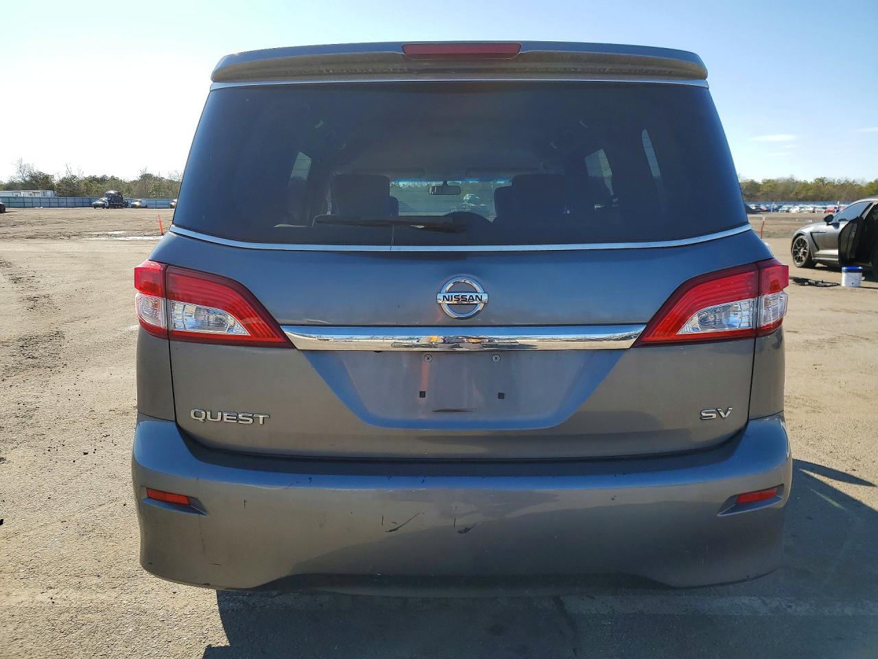 NISSAN QUEST 2016 — 7