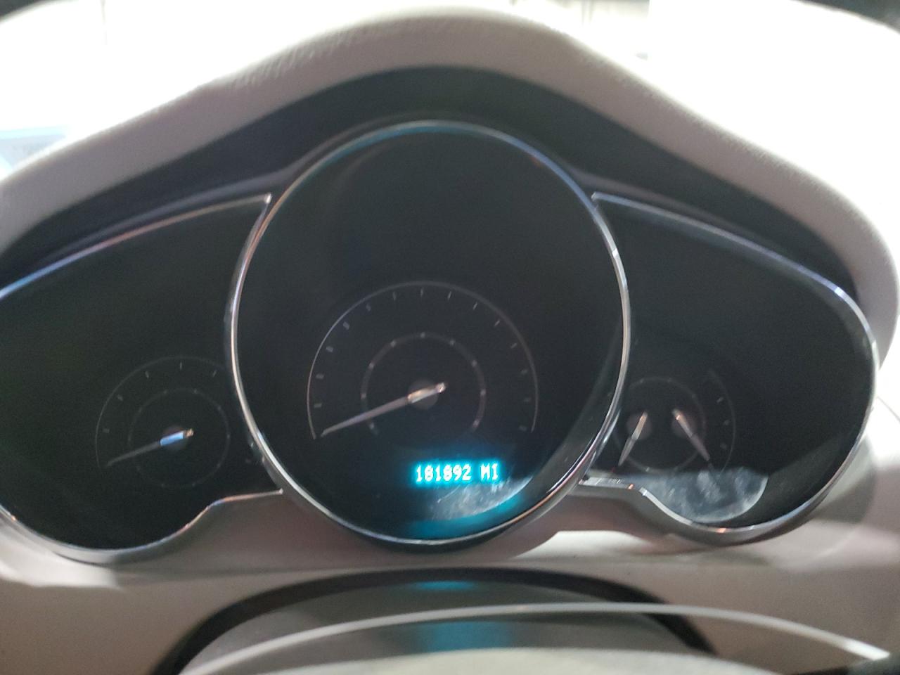 CHEVROLET MALIBU 2011 — 10