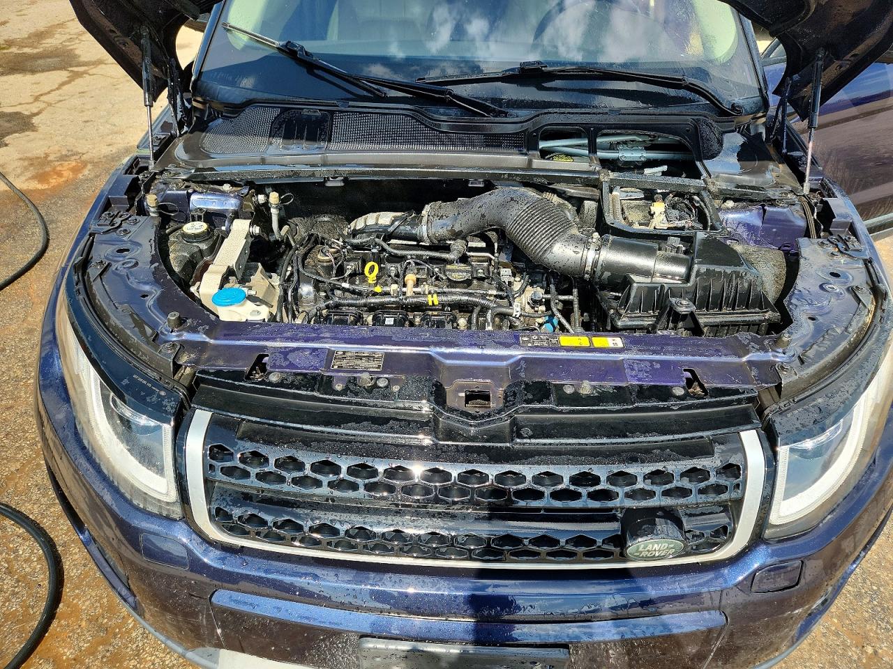 LAND ROVER RANGE ROVER EVOQUE 2016 — 12