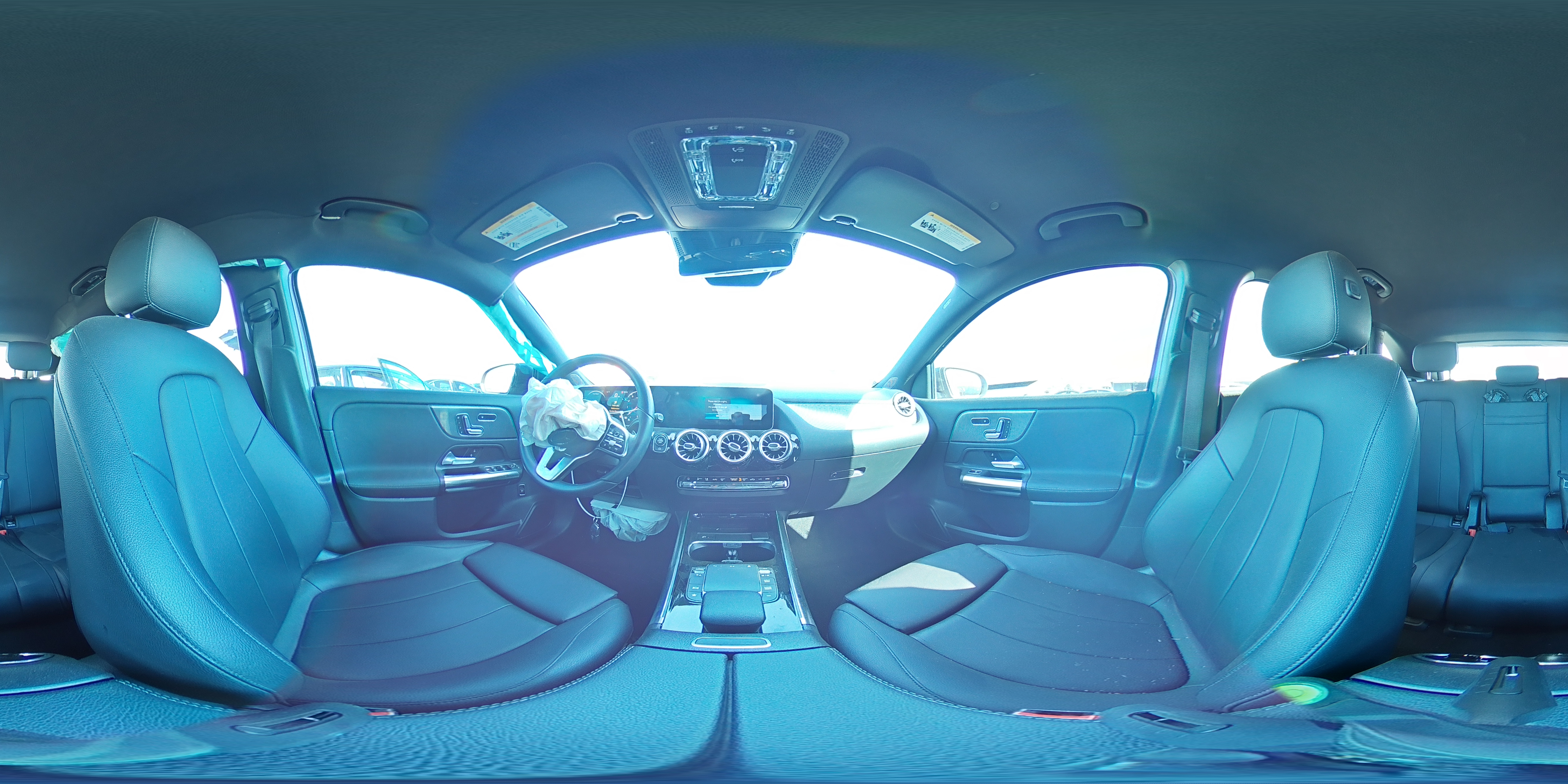MERCEDES-BENZ GLA 2021 — 15