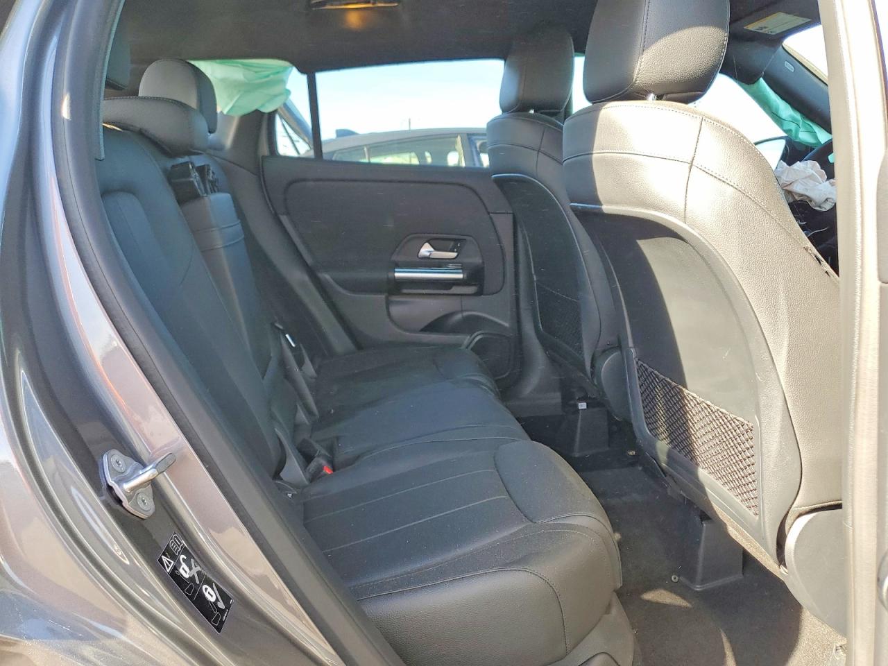MERCEDES-BENZ GLA 2021 — 12