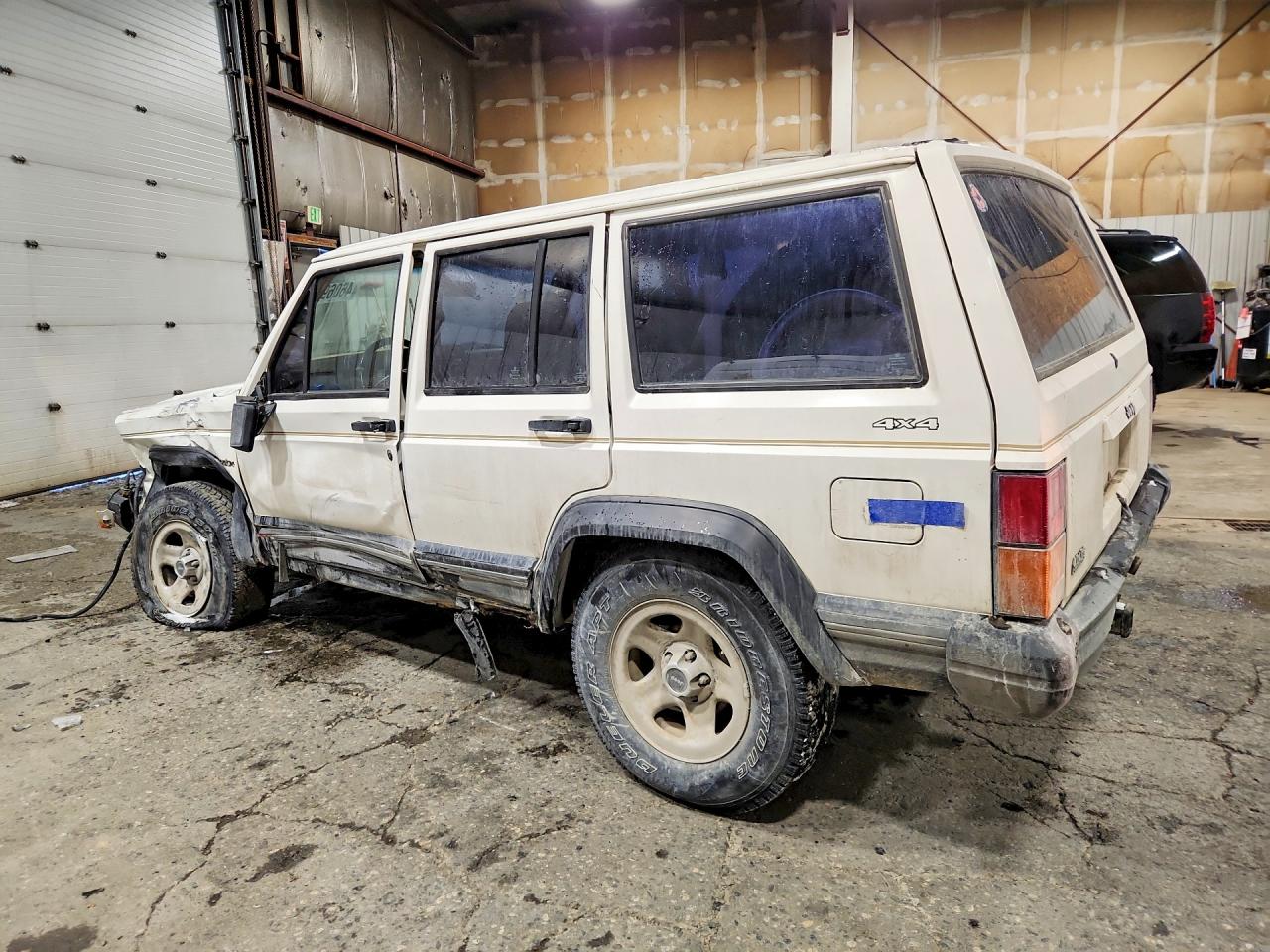 JEEP CHEROKEE 1996 — 3
