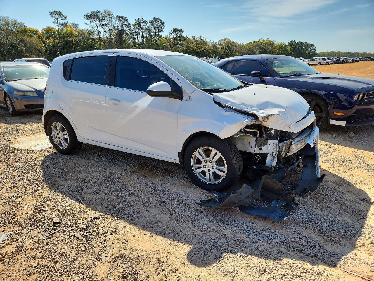 2015 CHEVROLET SONIC LT