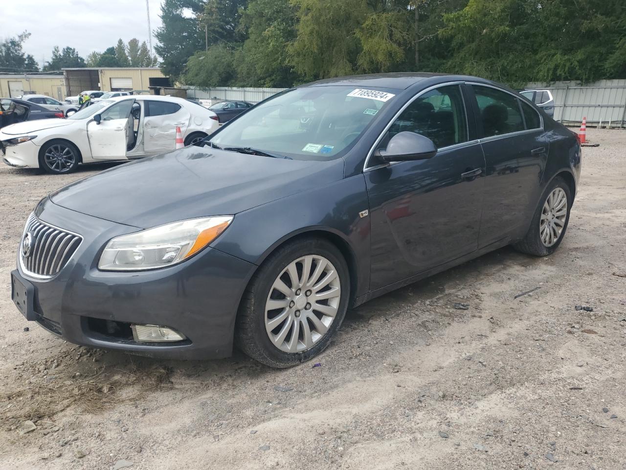 BUICK REGAL 2011 — 2