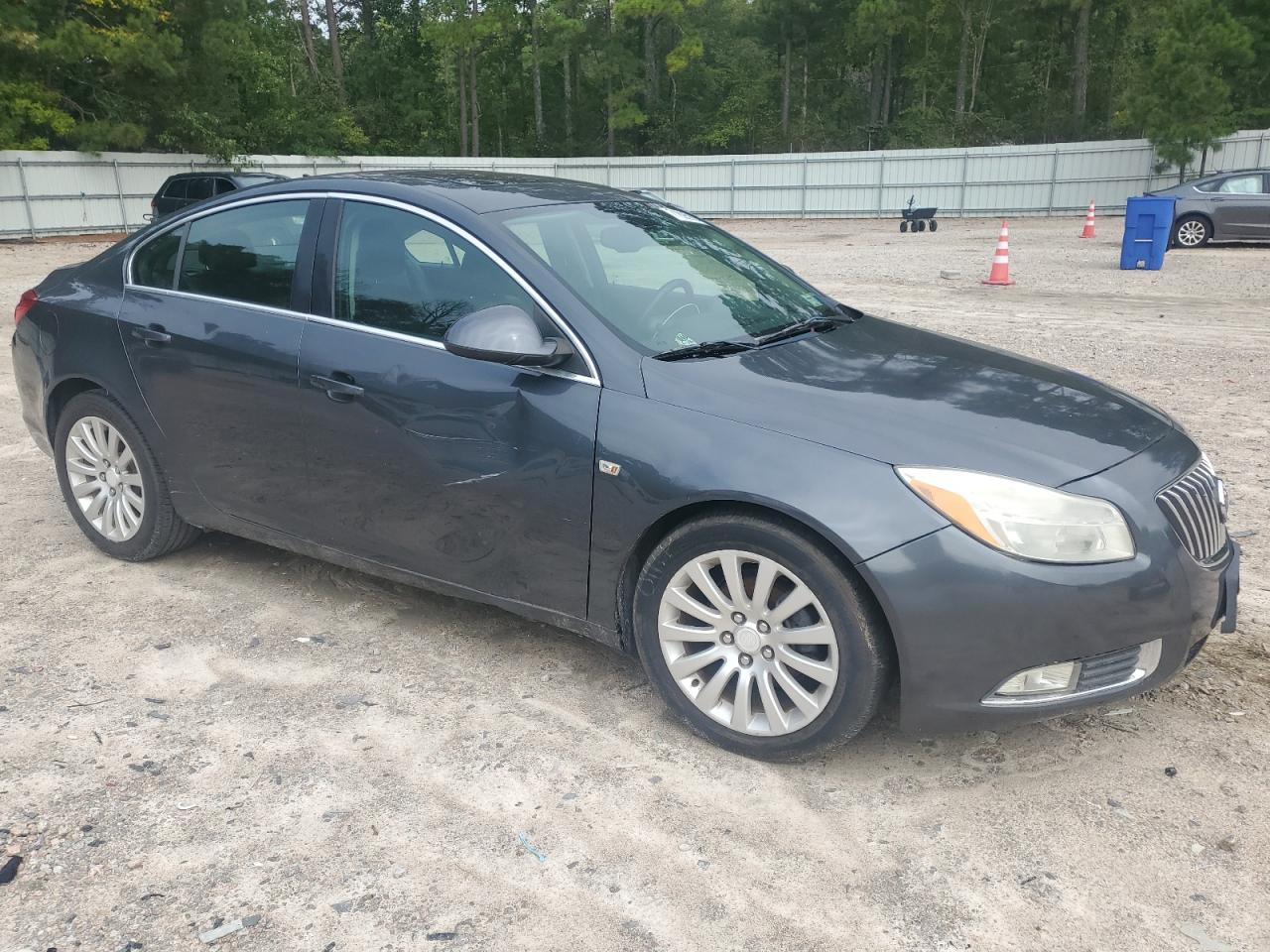 BUICK REGAL 2011 — 5