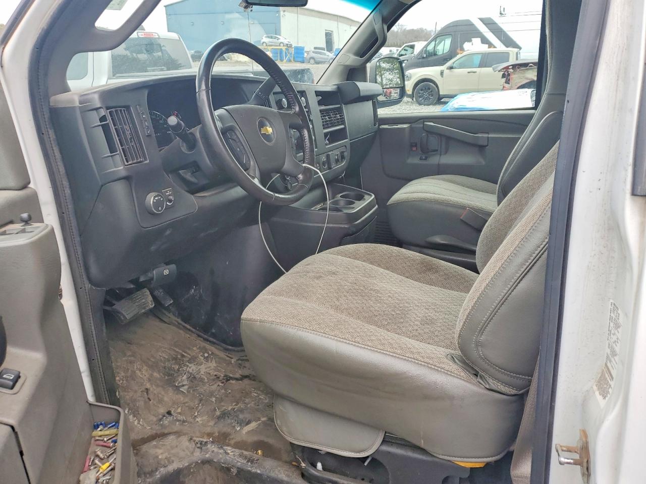 CHEVROLET EXPRESS G3500 2021 — 8