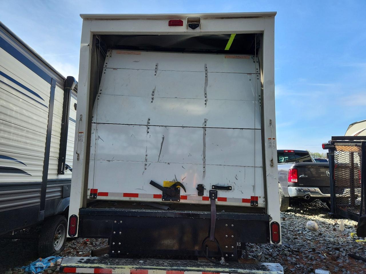 CHEVROLET EXPRESS G3500 2021 — 7
