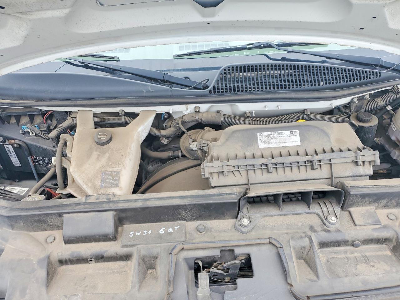 CHEVROLET EXPRESS G3500 2021 — 13