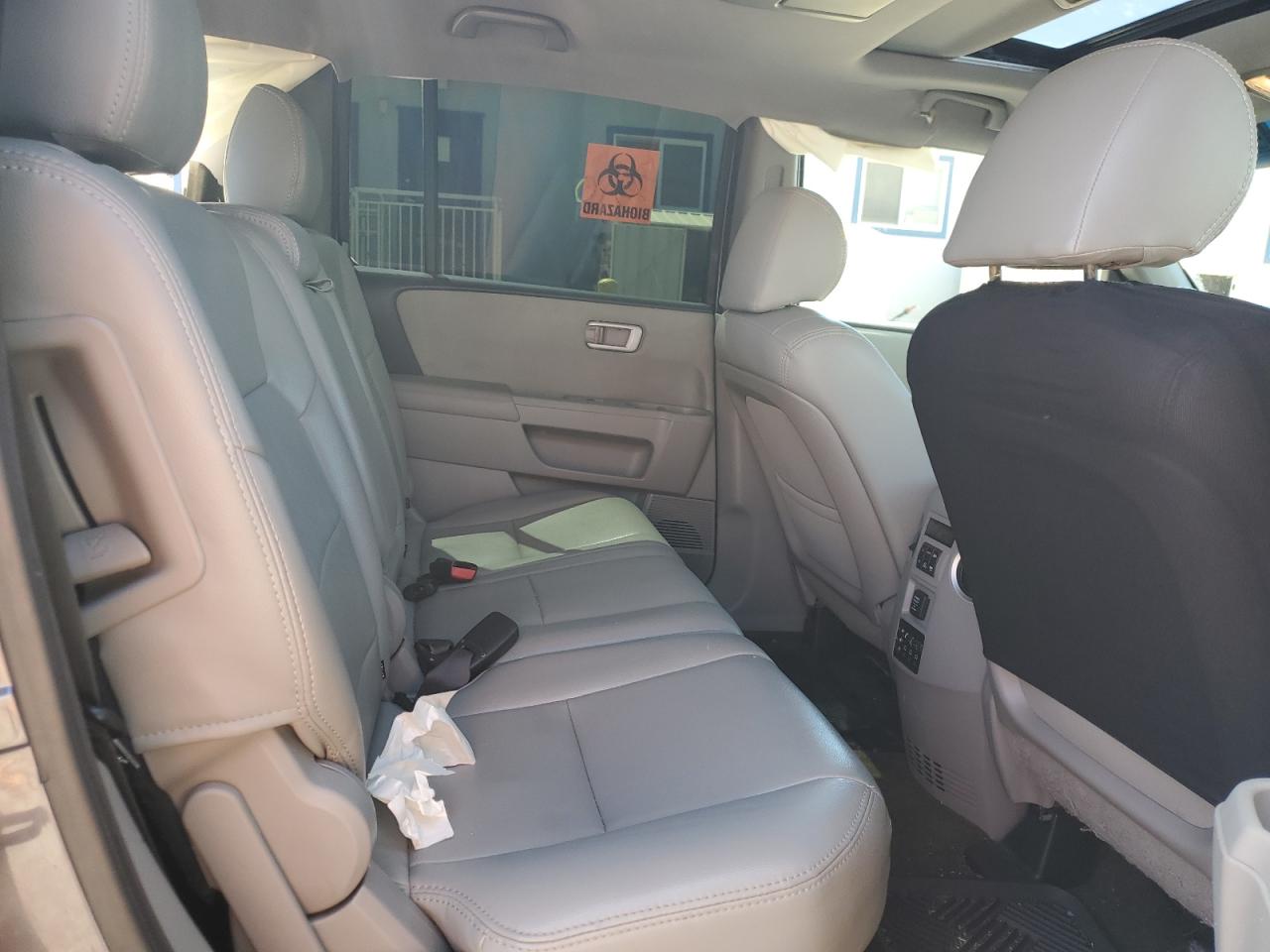 HONDA PILOT 2015 — 12