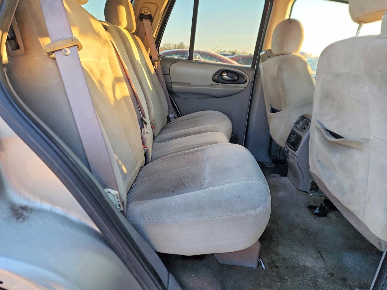 CHEVROLET TRAILBLAZER 2007 — 12