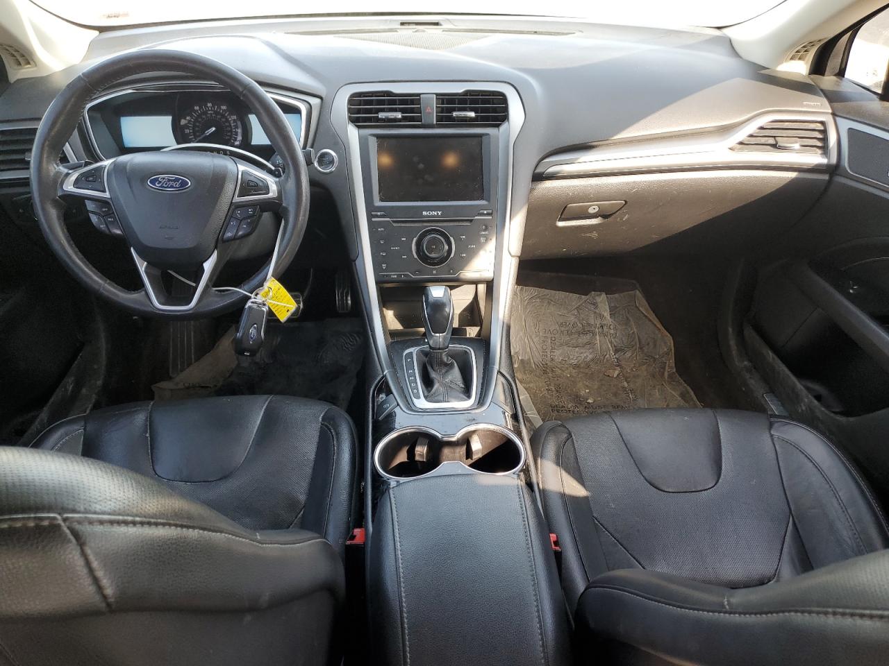 FORD FUSION TITANIUM 2015 — 9