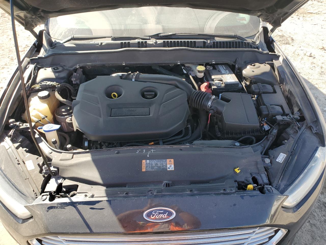 FORD FUSION TITANIUM 2015 — 12