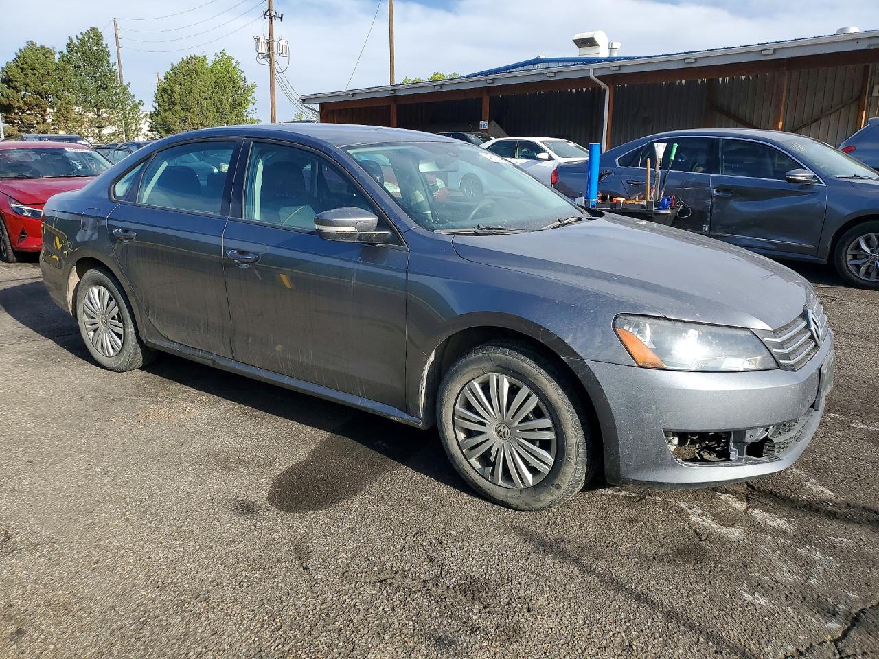 VOLKSWAGEN PASSAT 2015 — 5