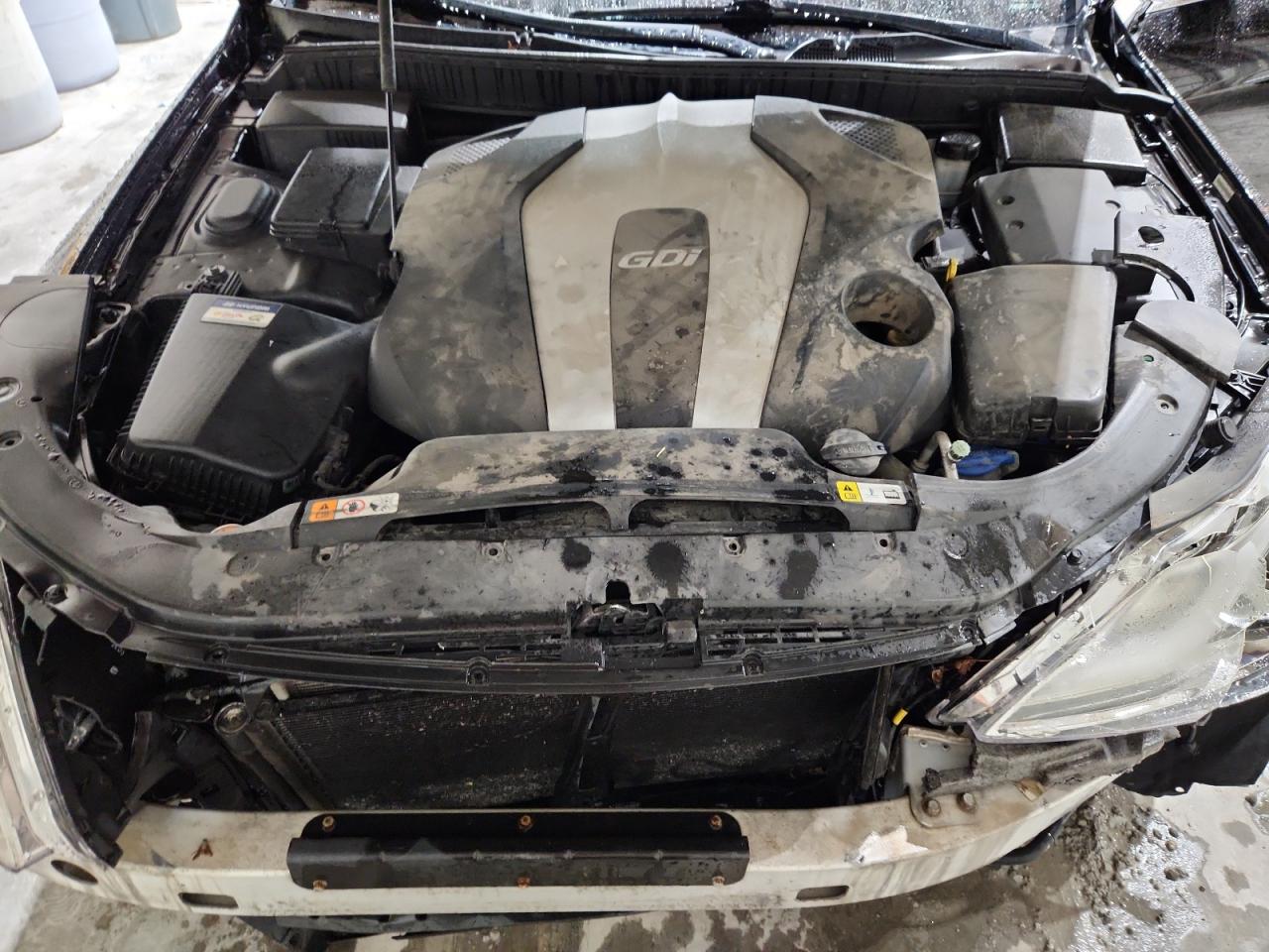 HYUNDAI GENESIS 3.8L 2013 — 12