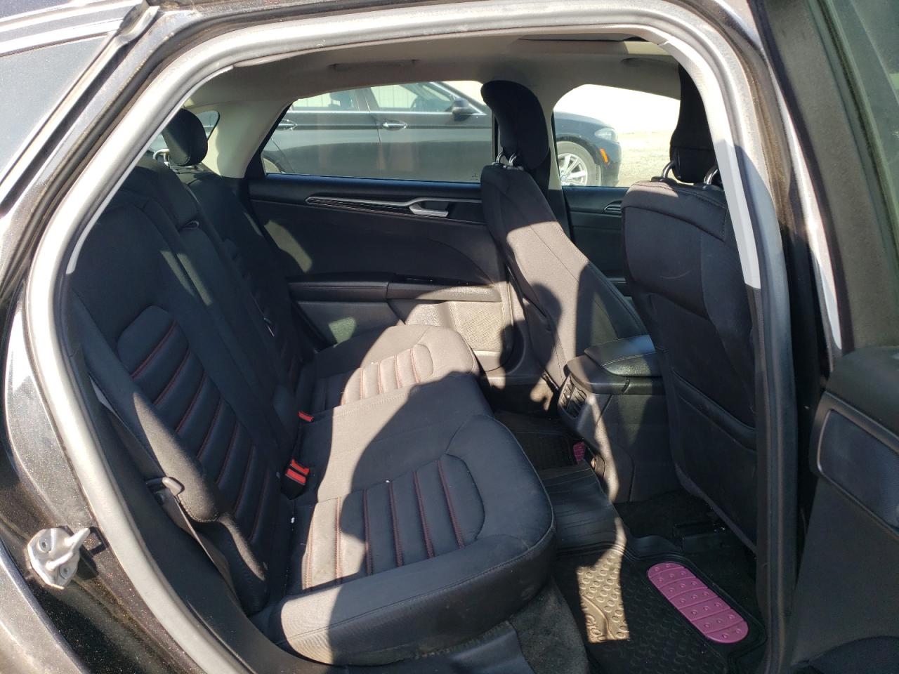 FORD FUSION 2015 — 11