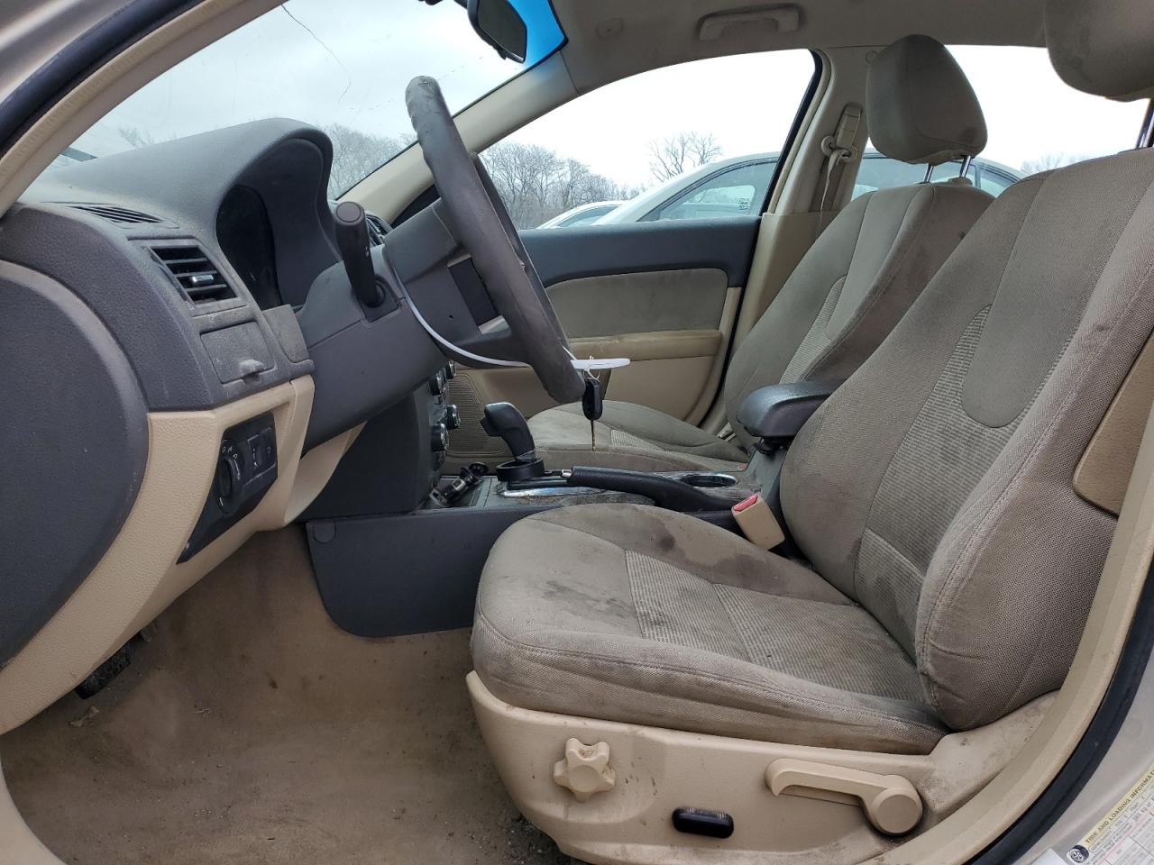 FORD FUSION 2010 — 8