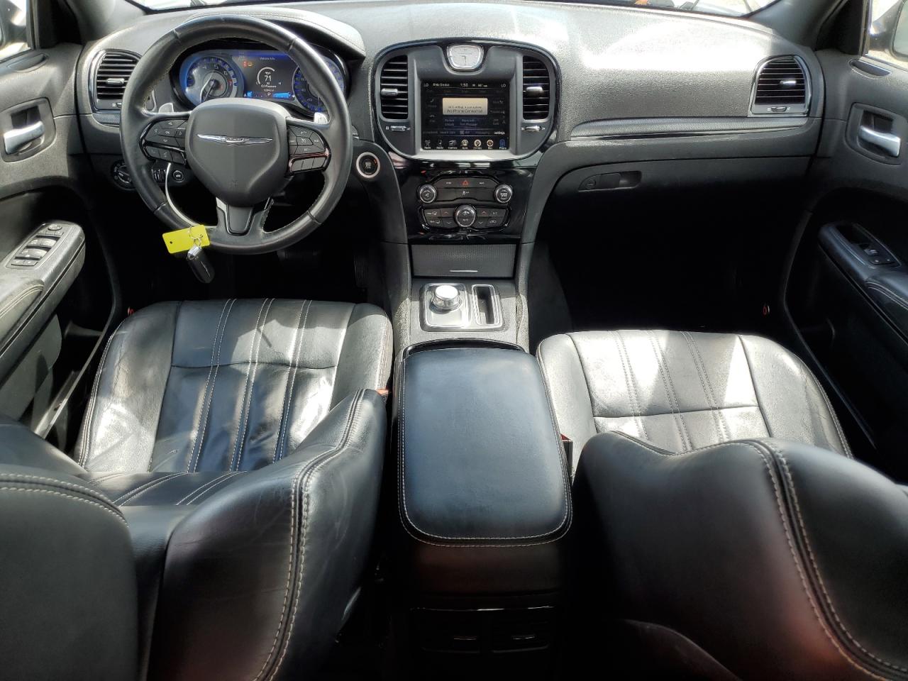 CHRYSLER 300 2015 — 9