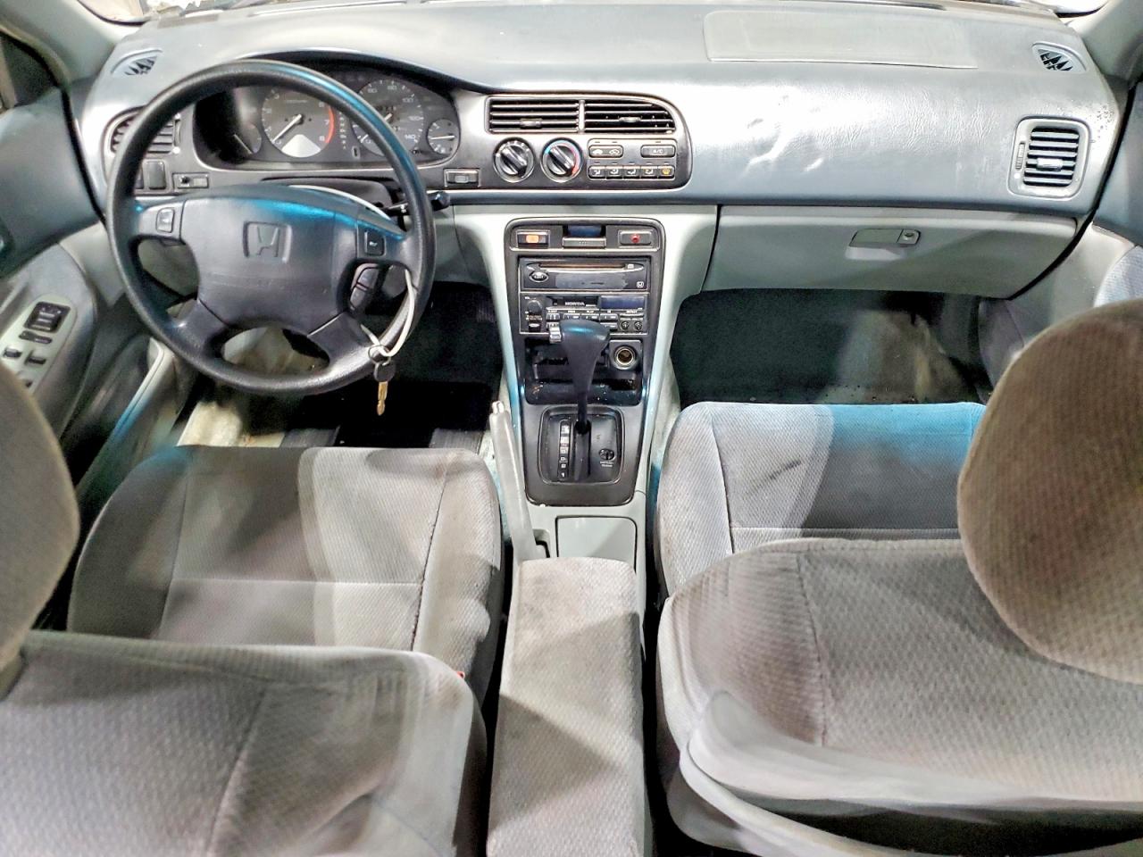 HONDA ACCORD 1996 — 9