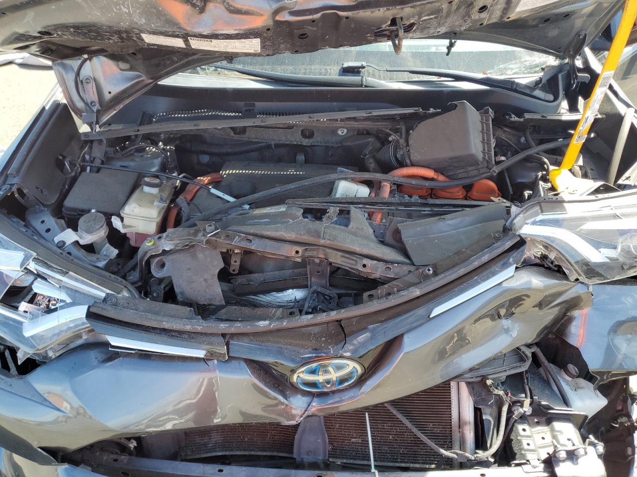 TOYOTA RAV4 HV 2017 — 13