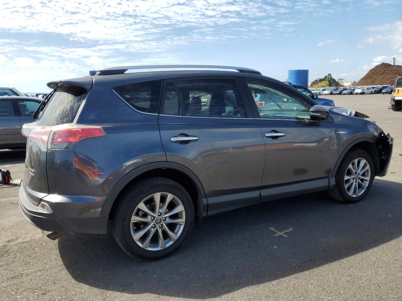 TOYOTA RAV4 HV 2017 — 4
