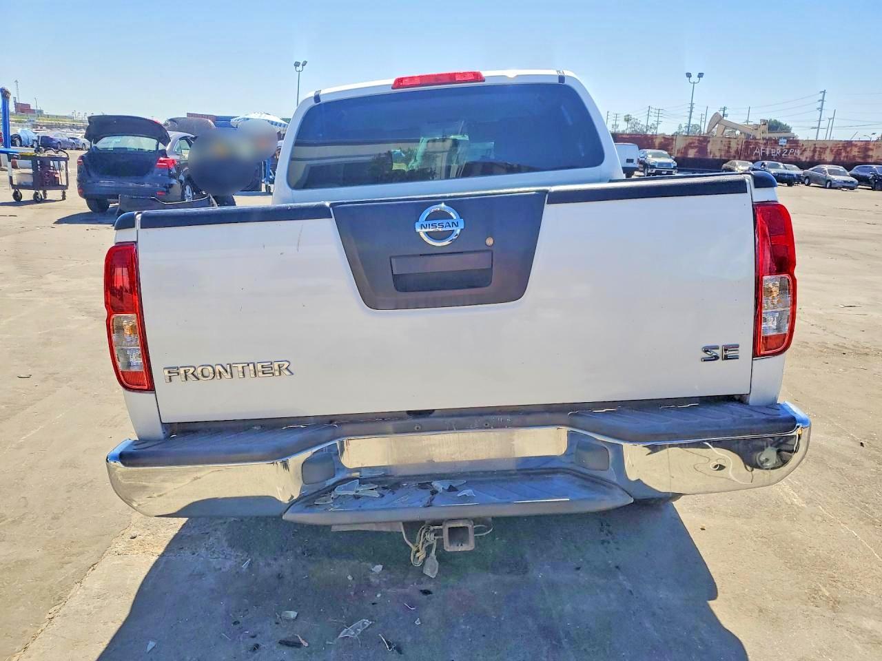 NISSAN FRONTIER 2005 — 7