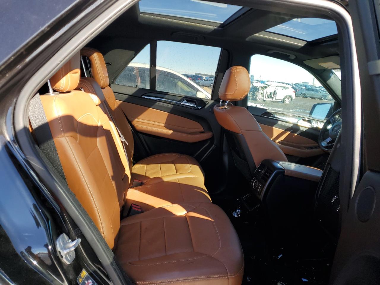 MERCEDES-BENZ GLE 2016 — 12