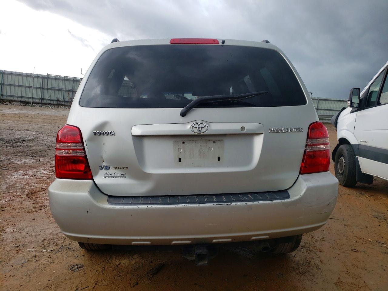 TOYOTA HIGHLANDER 2003 — 7