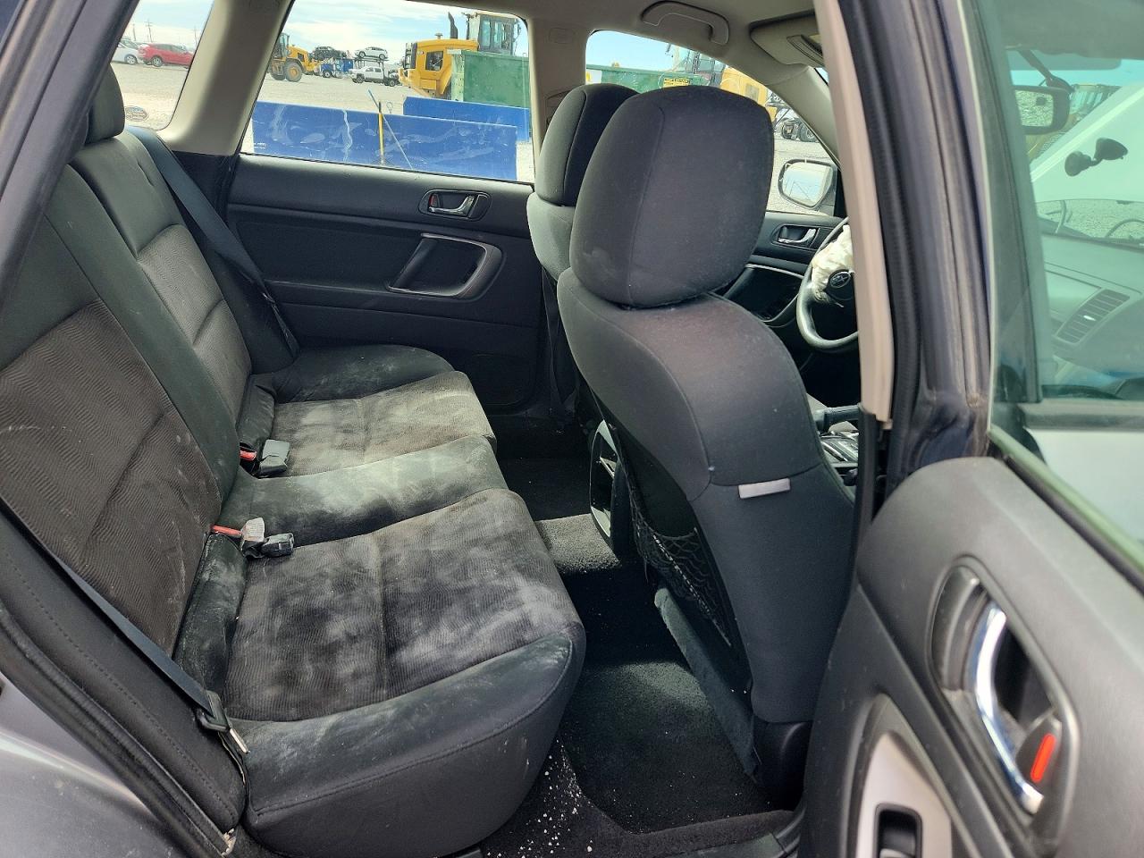 SUBARU OUTBACK 2008 — 11