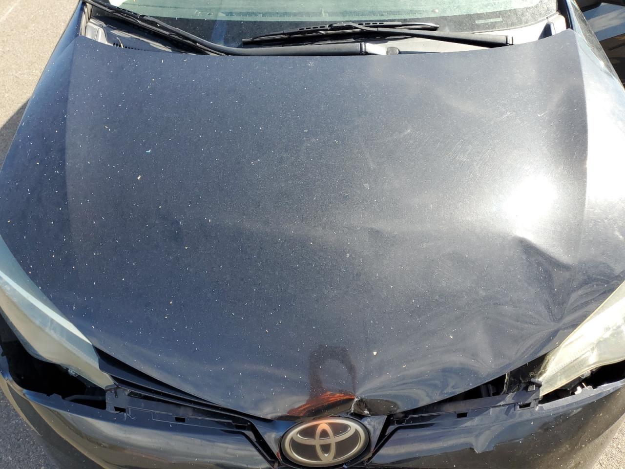 TOYOTA COROLLA 2018 — 12