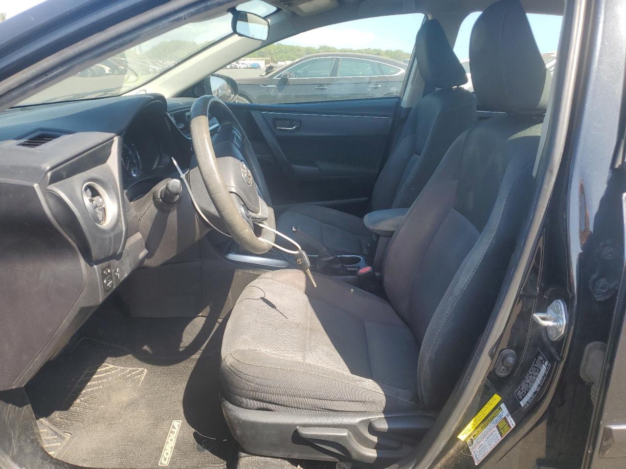 TOYOTA COROLLA 2018 — 8