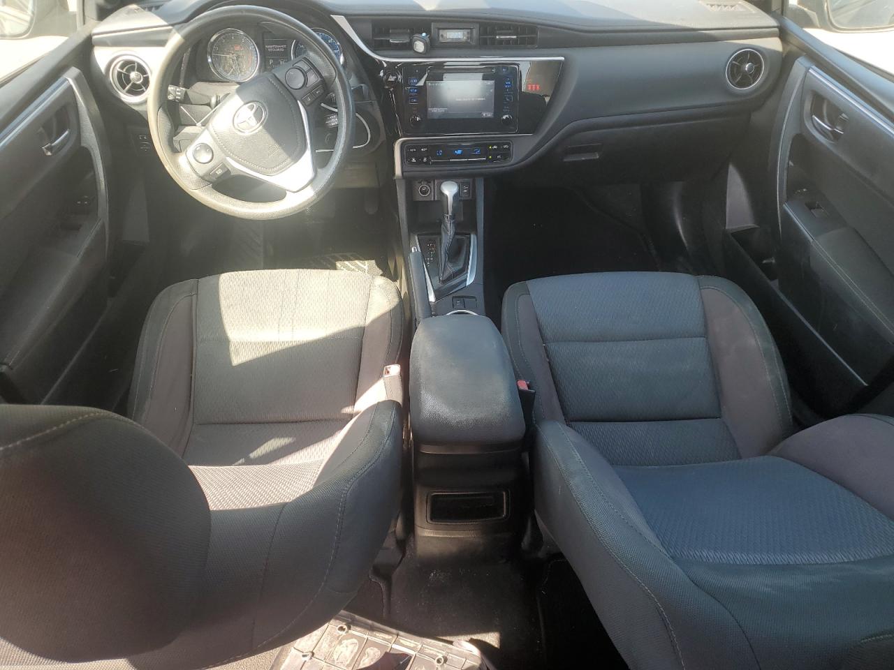TOYOTA COROLLA 2018 — 9