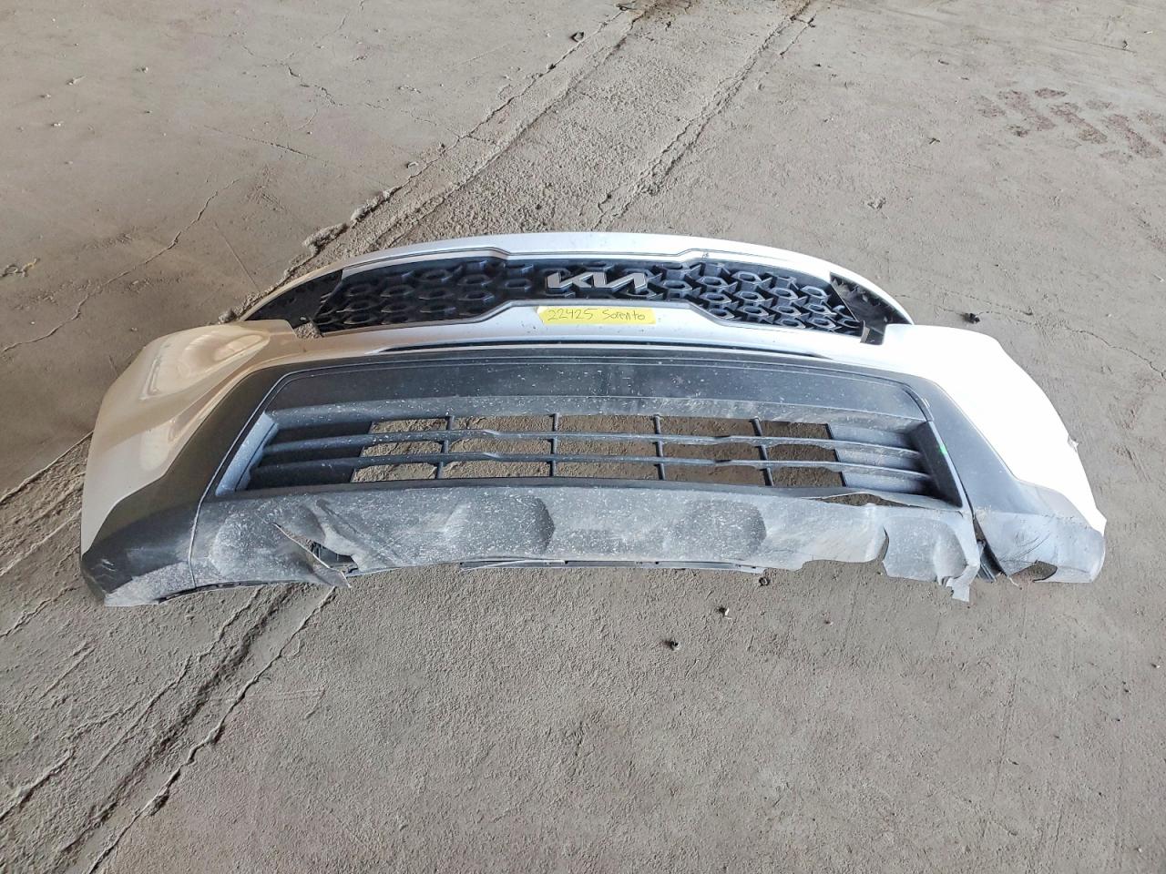 KIA SORENTO 2023 — 13