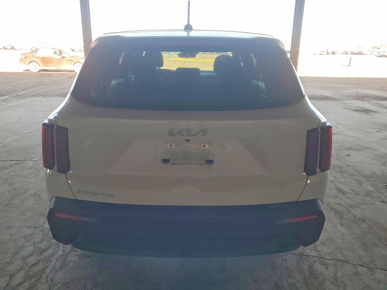 KIA SORENTO 2023 — 7