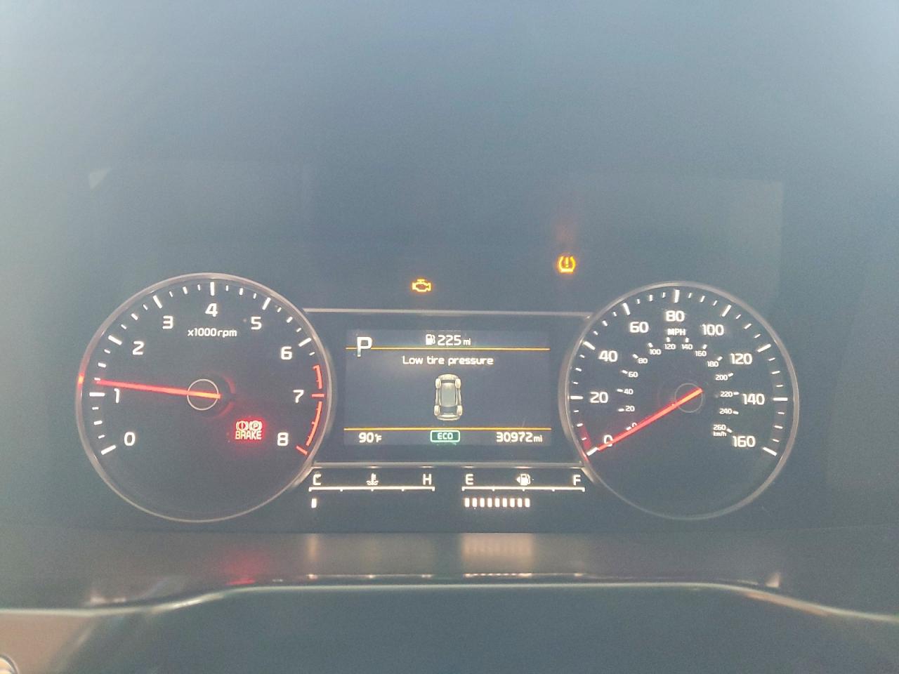 KIA SORENTO 2023 — 10