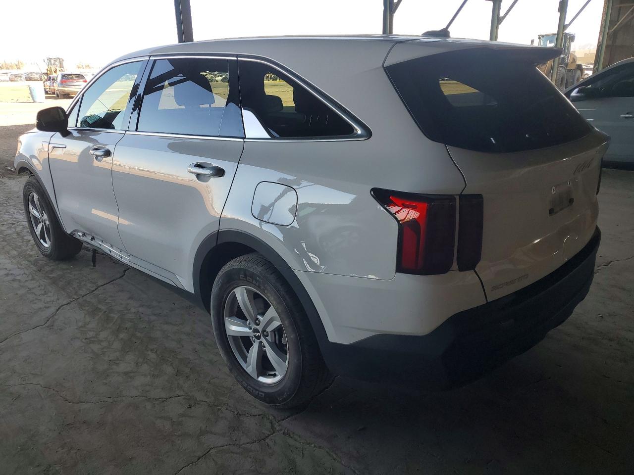KIA SORENTO 2023 — 3