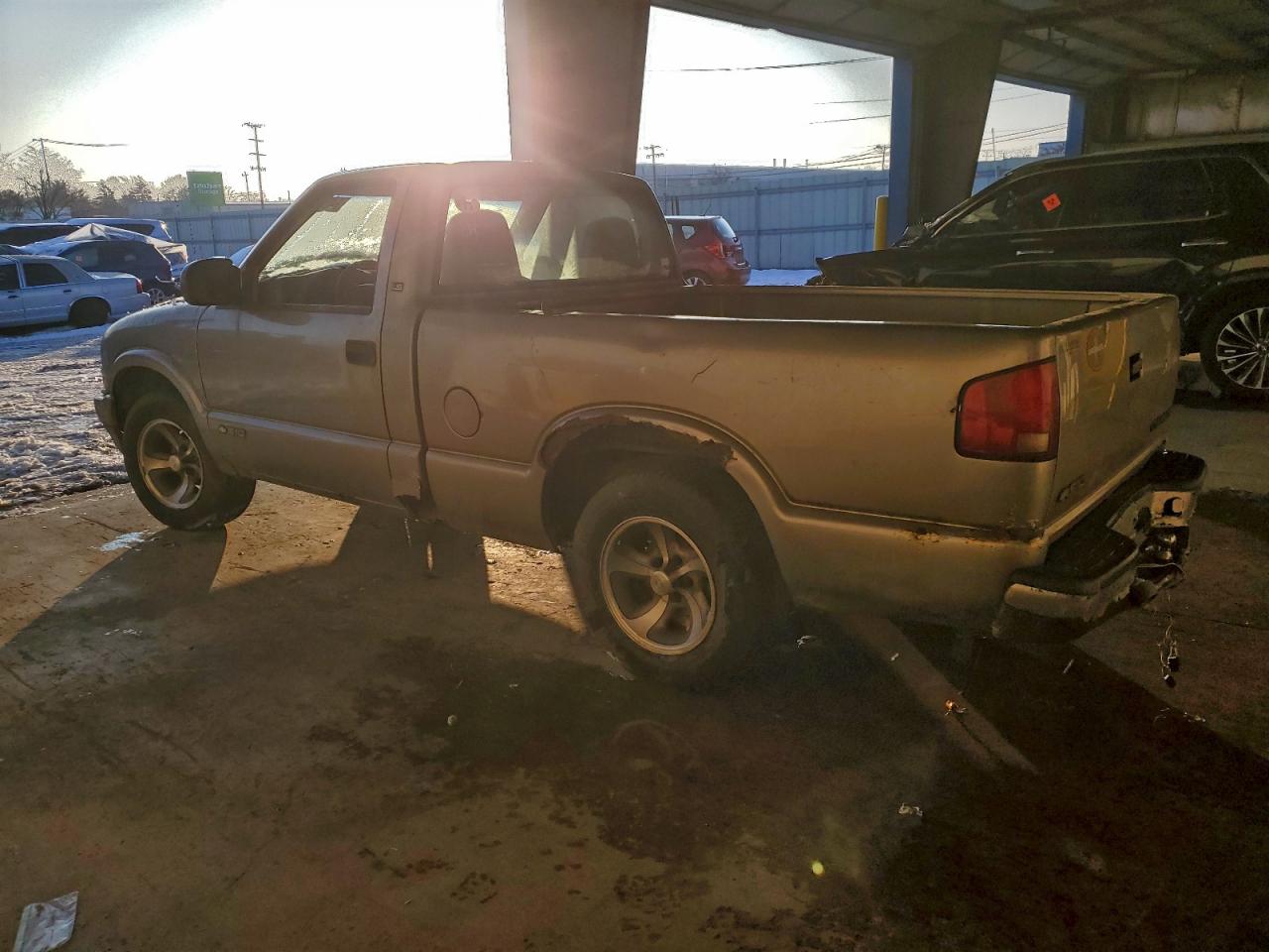 CHEVROLET S TRUCK 2000 — 3