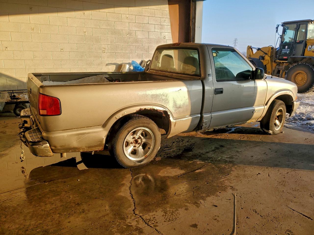 CHEVROLET S TRUCK 2000 — 4