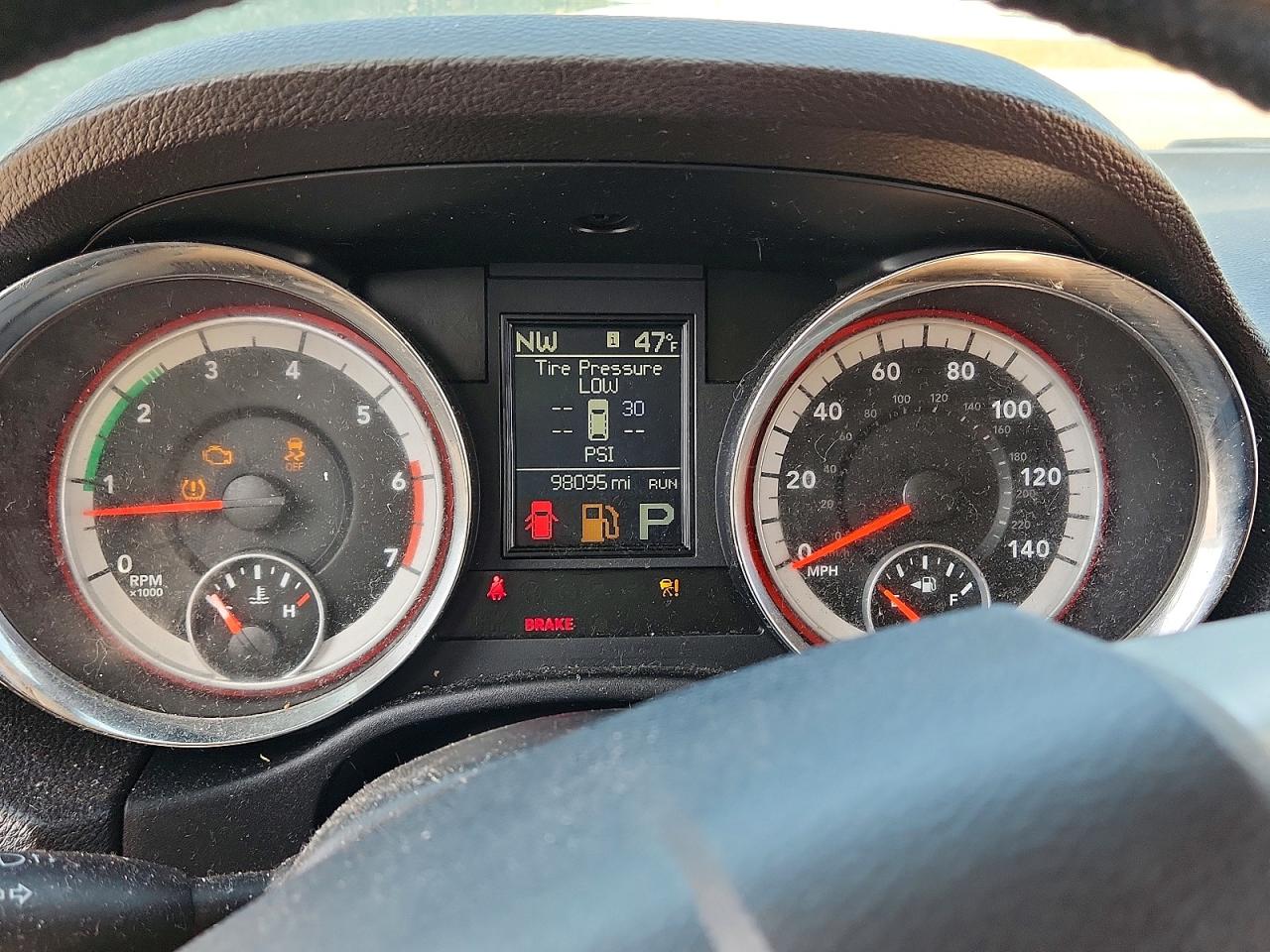 DODGE DURANGO 2011 — 10