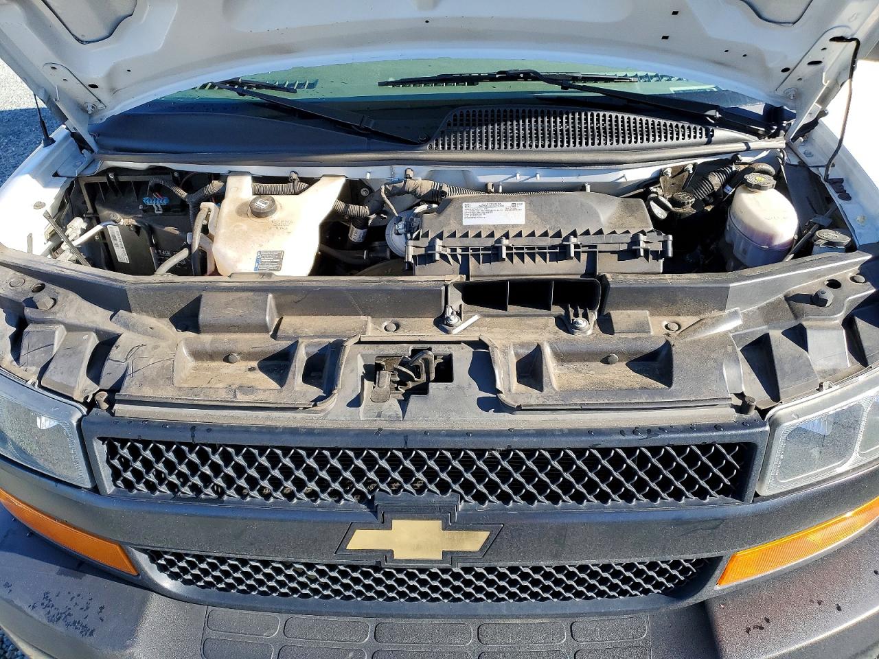 CHEVROLET EXPRESS G2500 2021 — 13