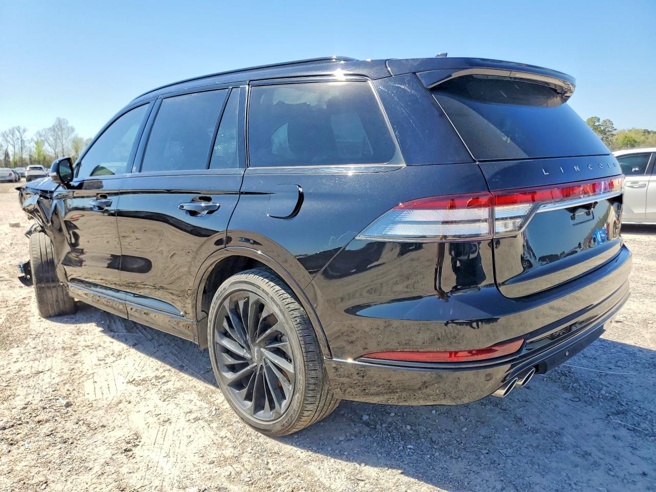LINCOLN AVIATOR 2023 — 3